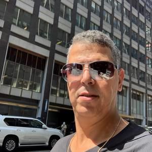 Meet your Posher, Adel